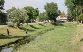 Un sector del arroyo Los Berros, en barrio Obligado