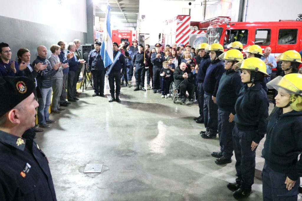 Acto por el 72 aniversario de los bomberos voluntarios