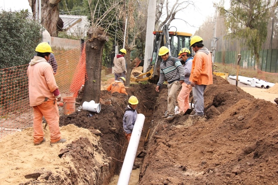 Nueva obra de cloacas en barrio Obligado