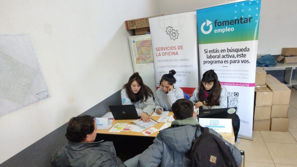 San Miguel continúa con la Oficina de Empleo en los barrios para fortalecer el mercado laboral