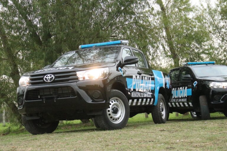 San Miguel presentó nuevas patrullas y motos de alta cilindrada para la Policía Municipal