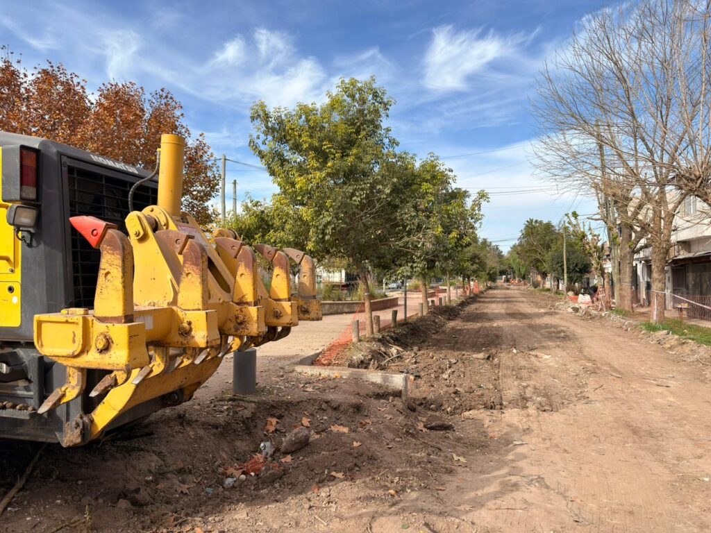San Miguel: amplían el Paseo Blasco Ibáñez con un nuevo pavimento
